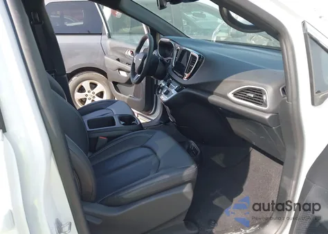 2025 Chrysler Pacifica Select z USA, uszkodzony, nr VIN 2C4RC1BG6SR532473